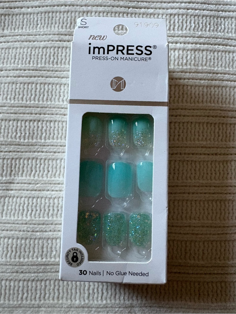 imPRESS Aqua Gradient & Glitter Press-On Nails - Picture 2 of 5
